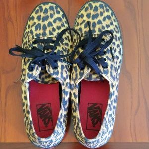 💥NWOB💥 Cheetah Print Vans